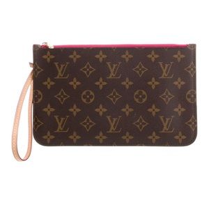 Louis Vuitton Neverfull Pouch